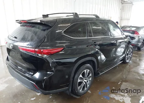 2021 Toyota Highlander Xle from USA, damaged, VIN 5TDGZRAHXMS065065